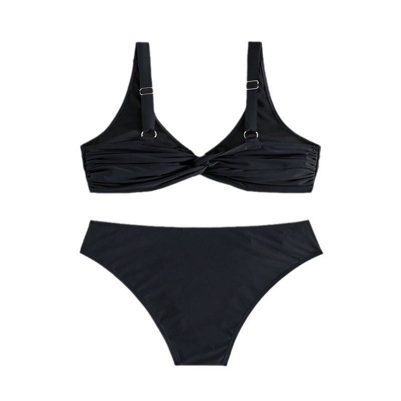 Femmes de maillot de bain à col massif européen et américain