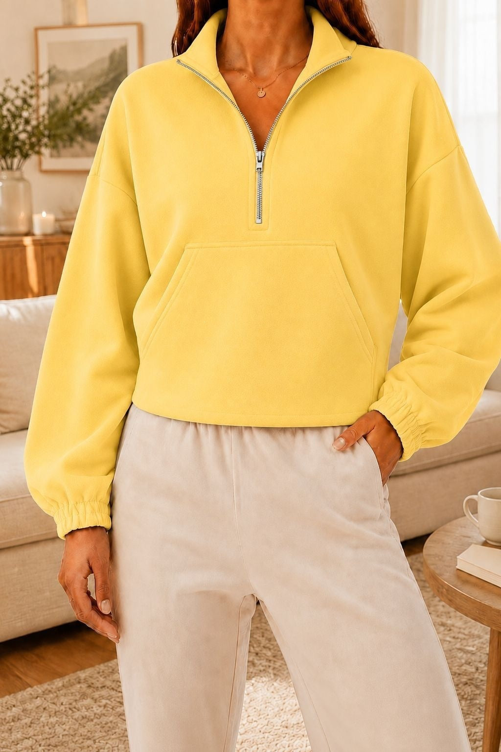 Hoodie de lapelle à half-zip avec un ajustement relaxant et des manches longues