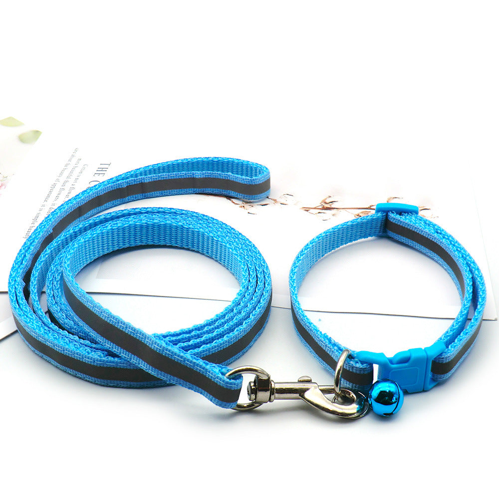 Enceinte pour chien avec bande réfléchissante pour chiens