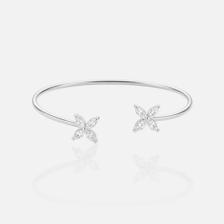 Les femmes Dual Four Leaf Clover Open Cuff Bangle