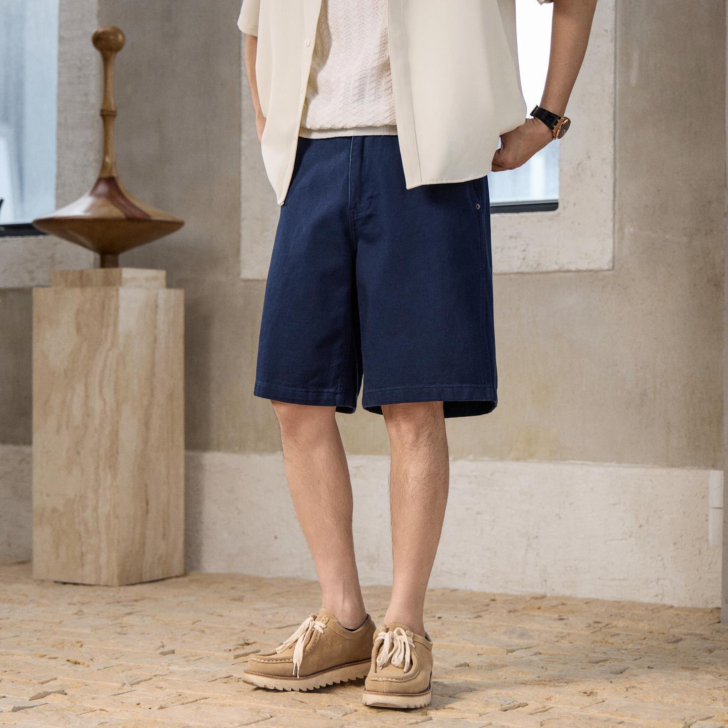 Shorts en denim pour hommes de la marine non extensibles