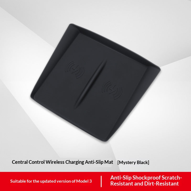 Pad en silicone pour recharger le téléphone sans fil sur la console du centre des voitures