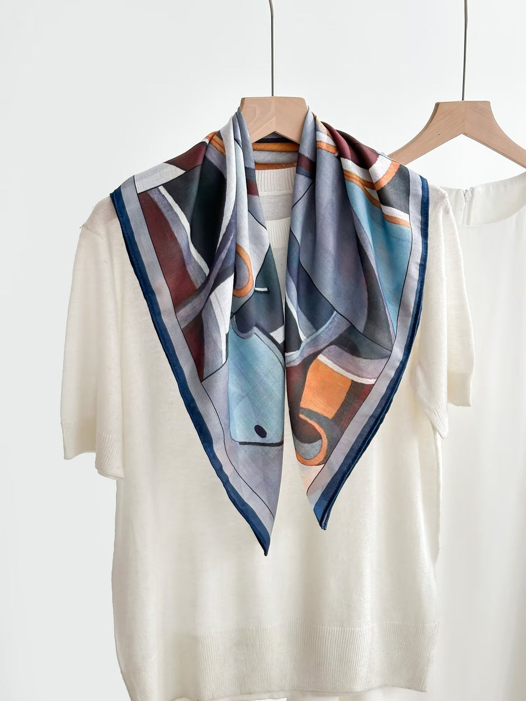 Echarpe de soie haut de gamme vintage pour femmes