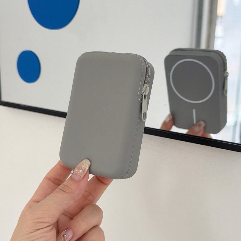 Pièce magnétique en silicone et support de carte avec poche de stockage de support
