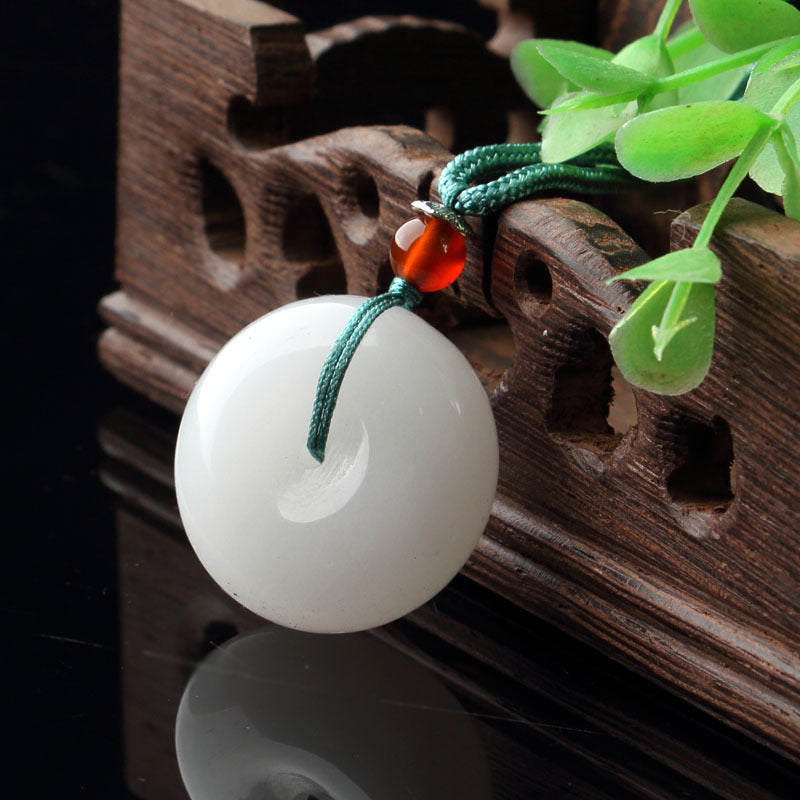 Xinjiang Platinum Silk Jade Pendentif Jade blanc naturel Safe Buckle Bamboo Section No-good