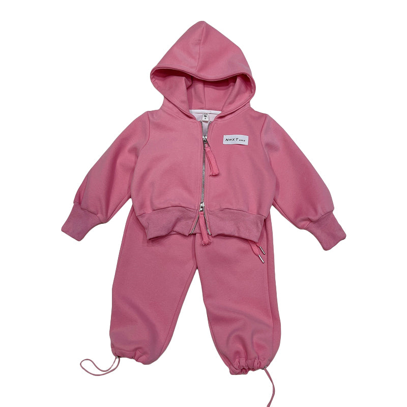 Deux hoodies de sport et de loisirs parents-enfants