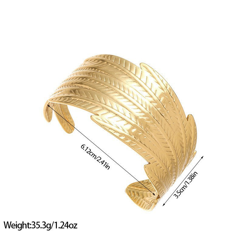 European And American Geometric Minimalist Cool Style Titanium Bracelet en acier avec coeur A