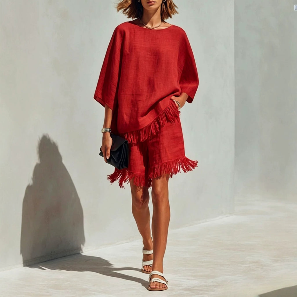 Le top occasionnel et le short à deux pièces pour femmes