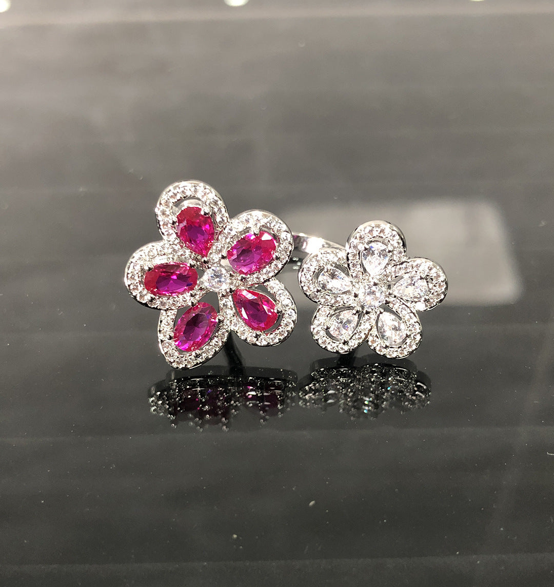Couleur brillant Crimson Gemstone Fleur Raisin Purple Zircon Shining Diamond Fleur Anneau