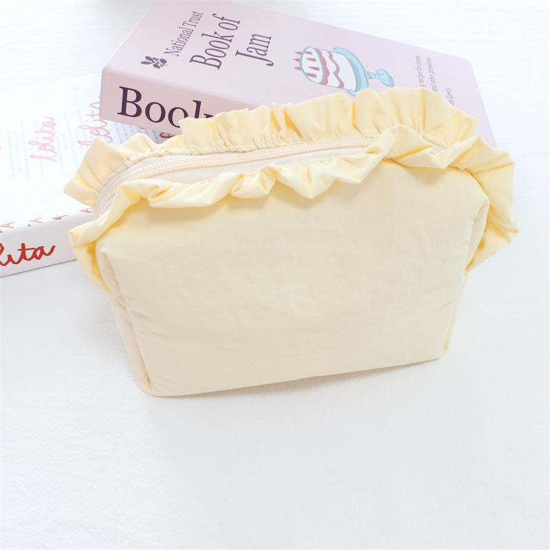 Sac de maquillage Ruffled style coréen simple en nylon imperméable