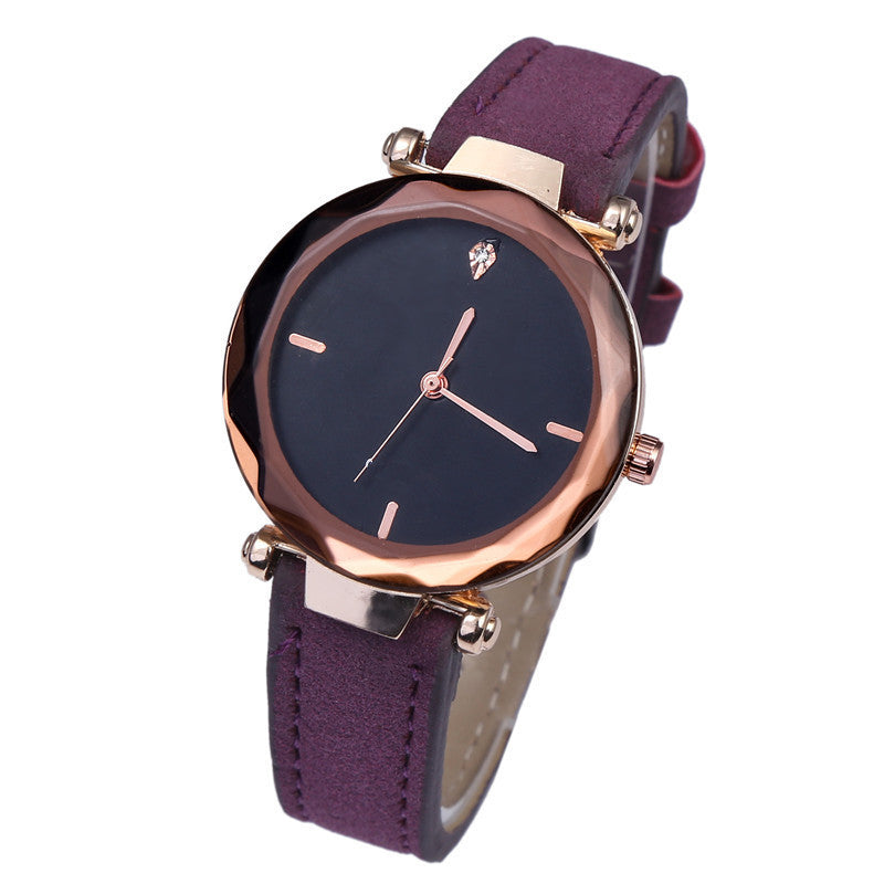 Couples à la mode Waterdrop-Cut Diamond Frosted Bracelet en cuir Quartz Rhombus Montre pour W