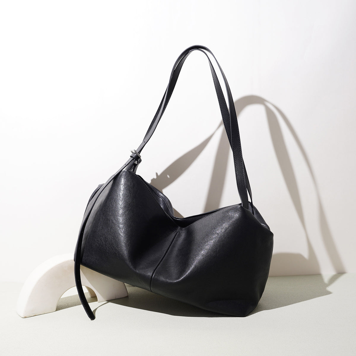 Sac de navette portatif simple pour les femmes