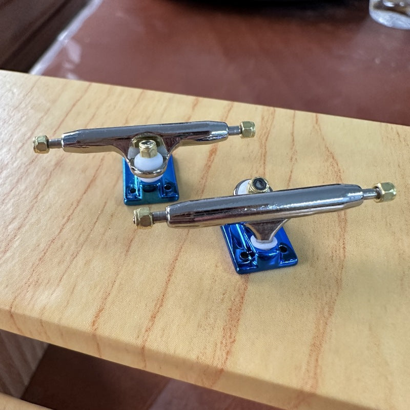 Professional Mini Finger Skateboard Table Accessories