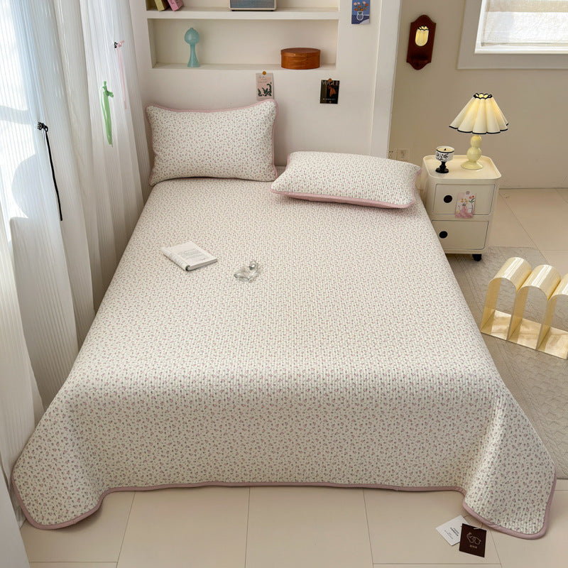 Double-sided pure cotton quilted throw