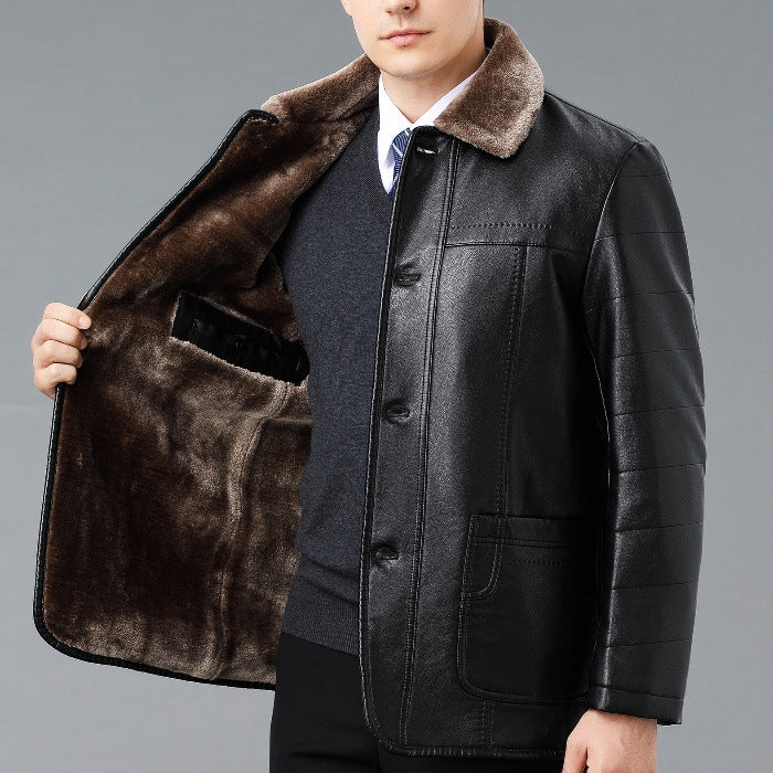 Véritable manteau en cuir et fourrure d'une seule pièce avec un lapel doublé de polaire pour plus de chaleur