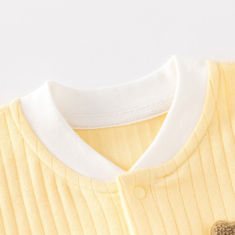 Vêtements pour bébés Classe A Pure coton sans couture Onesie Baby Pajamas Sous-vêtements d'hiver Crawling