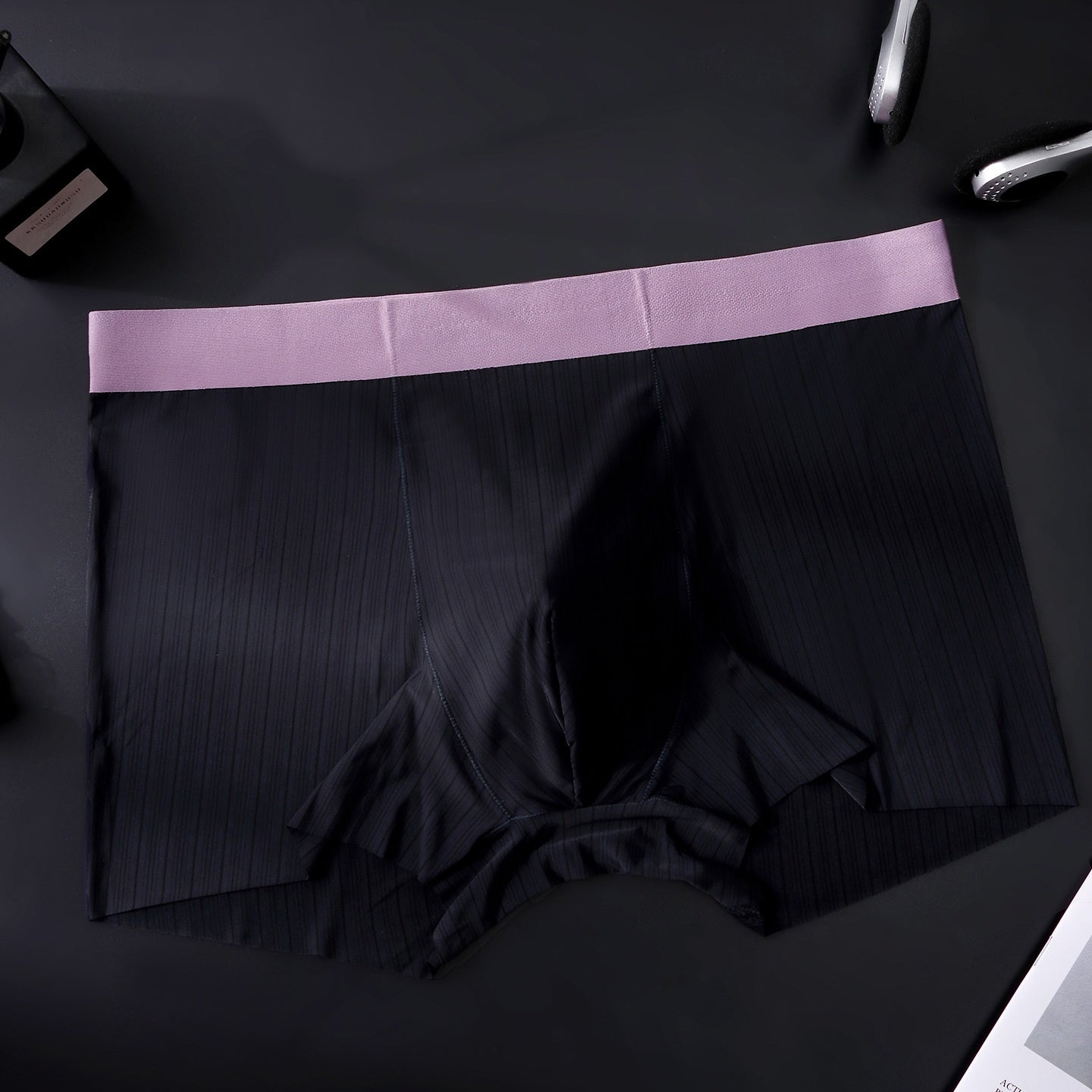 Hommes Summer Ice-silk Seamless Boxer Slips haute élasticité