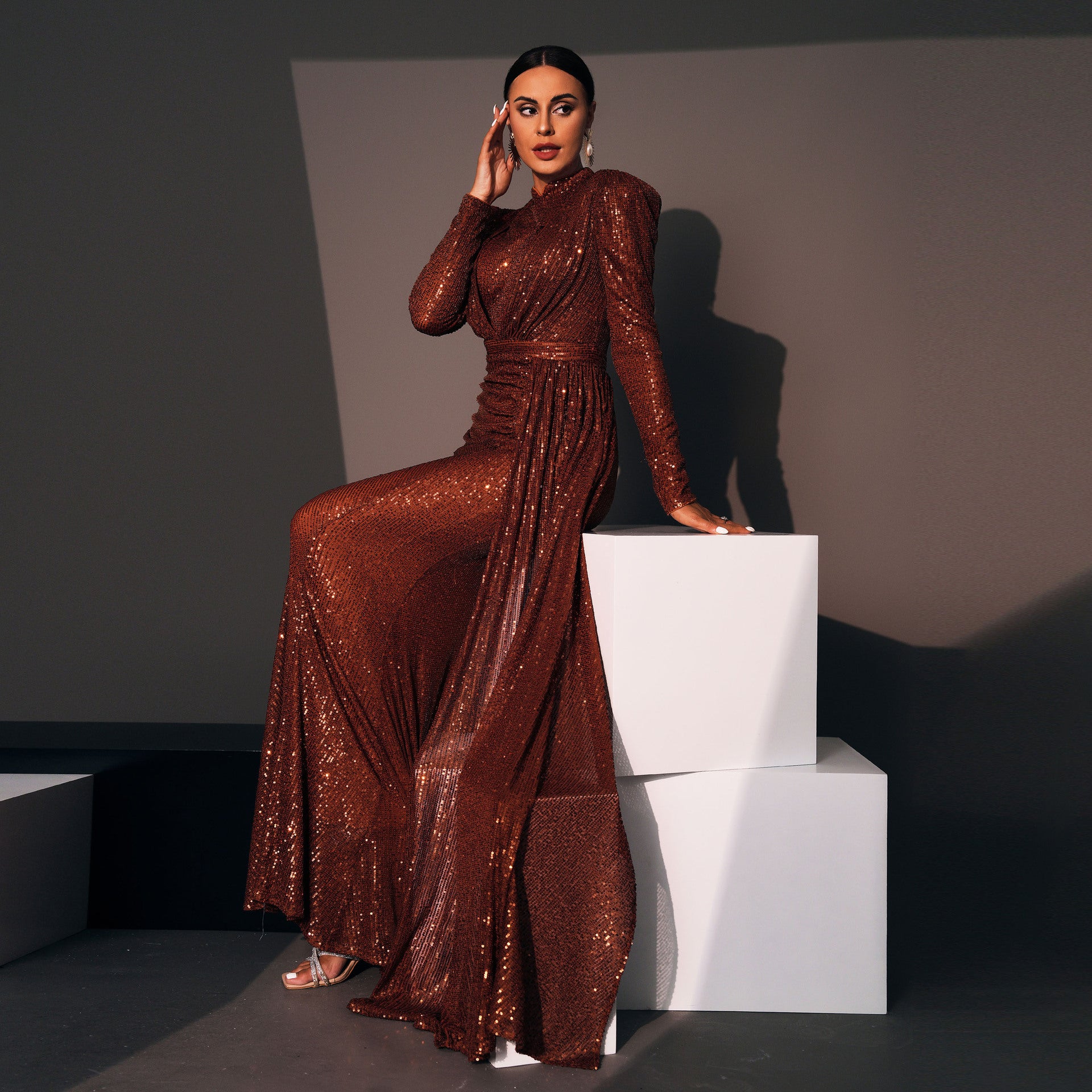 Manches longues Col rond Sexy Slim Robe de banquet longue pailletée