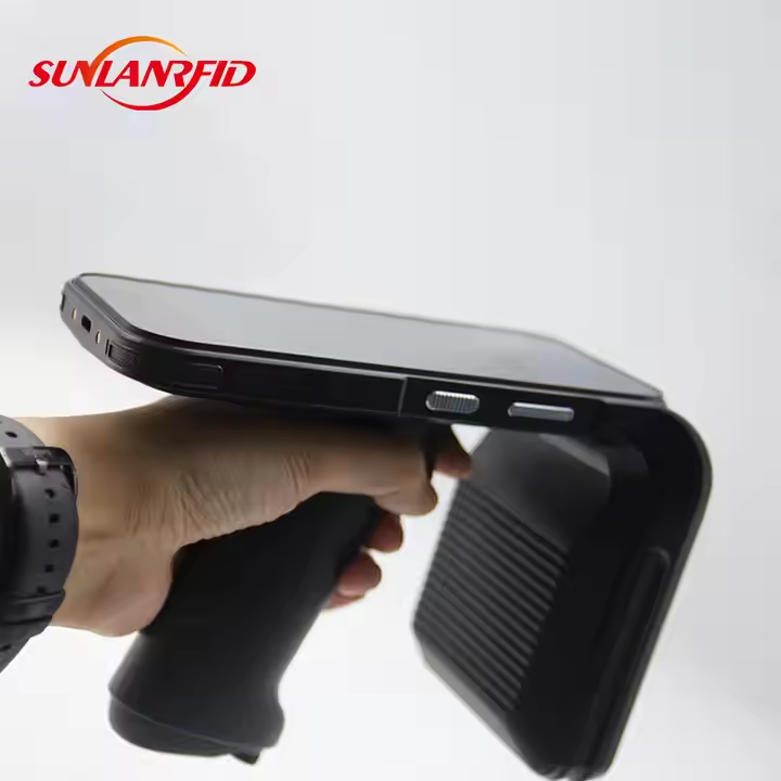 Long-range portable UHF RFID wireless Android handheld scanner