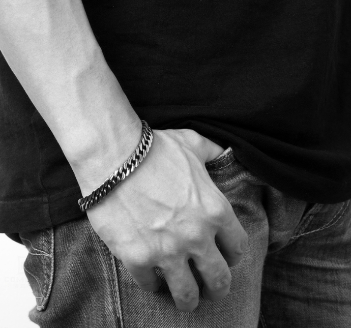Bracelet en acier titane