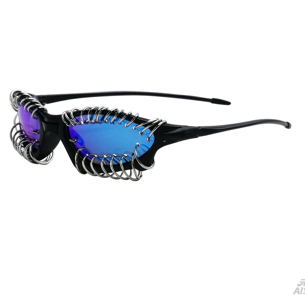 Lunettes de soleil circum-épiquées de style utilitaire avec un cadre étroit et une protection UV