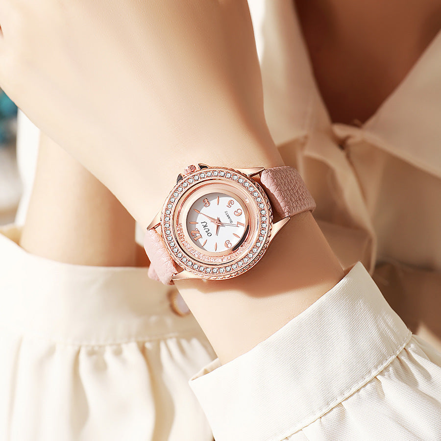 Élégante et minimaliste montre féminine ronde en strass