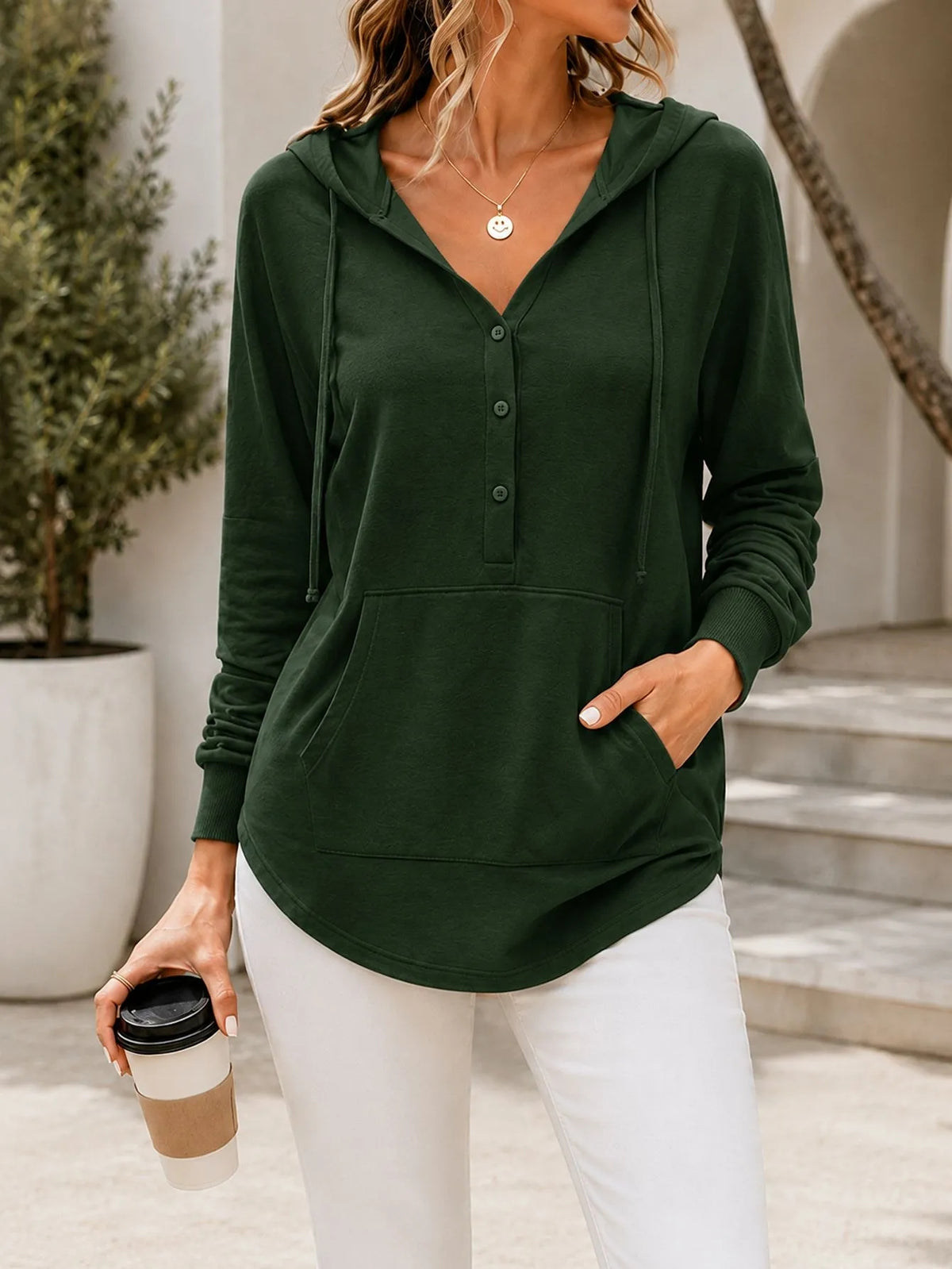 Sweatshirt à capuche léger et confortable en polyester