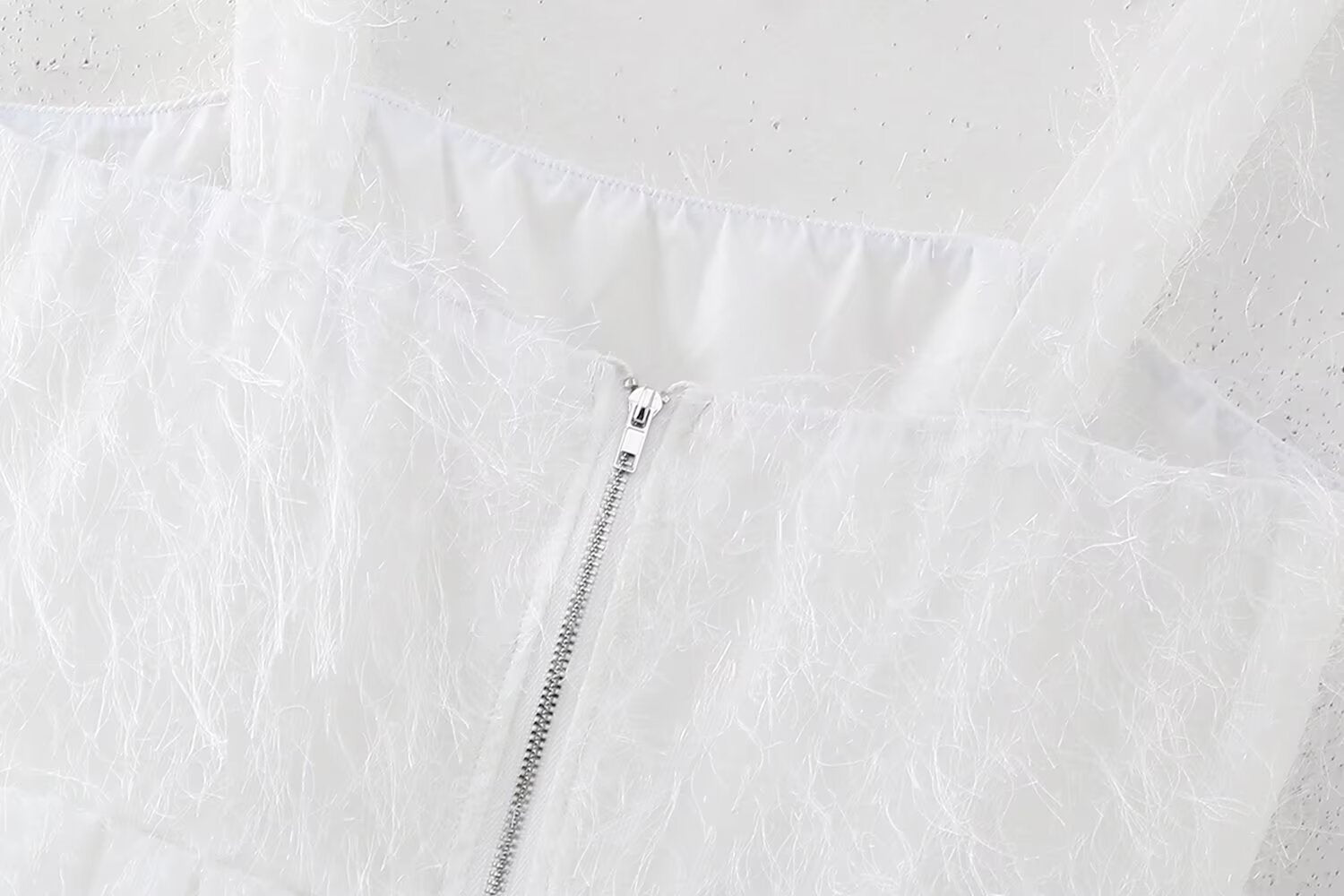 Robe sans manches pour femme