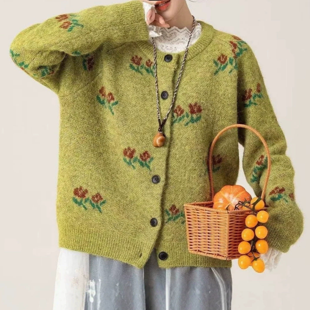 Design rétro-style Forward Floral Knit Cardigan