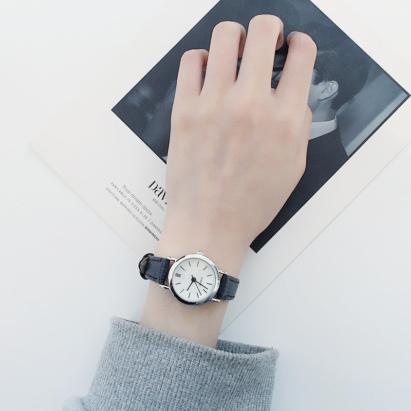 Trendy Simple Personnalité Rétro Harajuku Style Ceinture de Quartz Montre Couple
