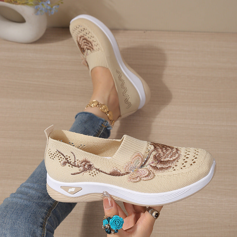 Chaussures de marche brodées Chaussures casuales en mesh