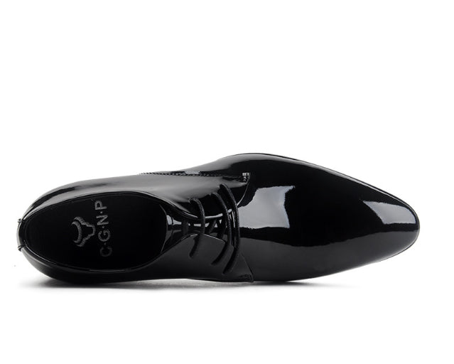 Cuir Dentelle-up Glossy Chaussures de mariage Cuir Pointé-orteil