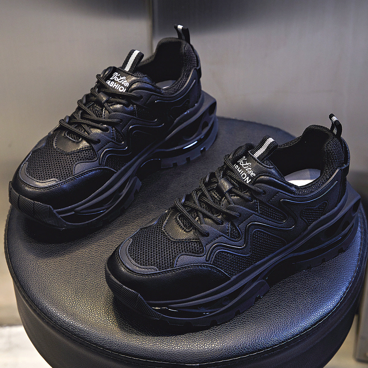 Chaussure de course réduite pour la bouche peu profonde