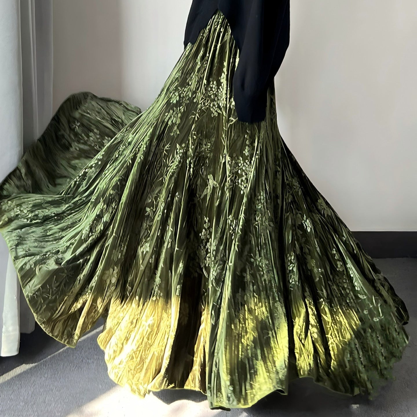 Robe de sirène émaillée vintage en couleur unie