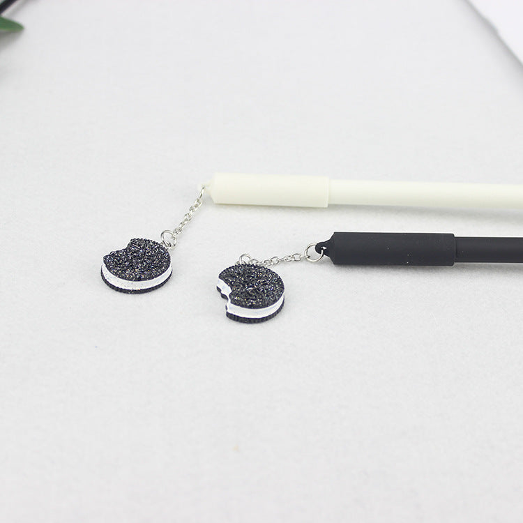 Popular Black and White Pendant Gel Pen Student Creativity