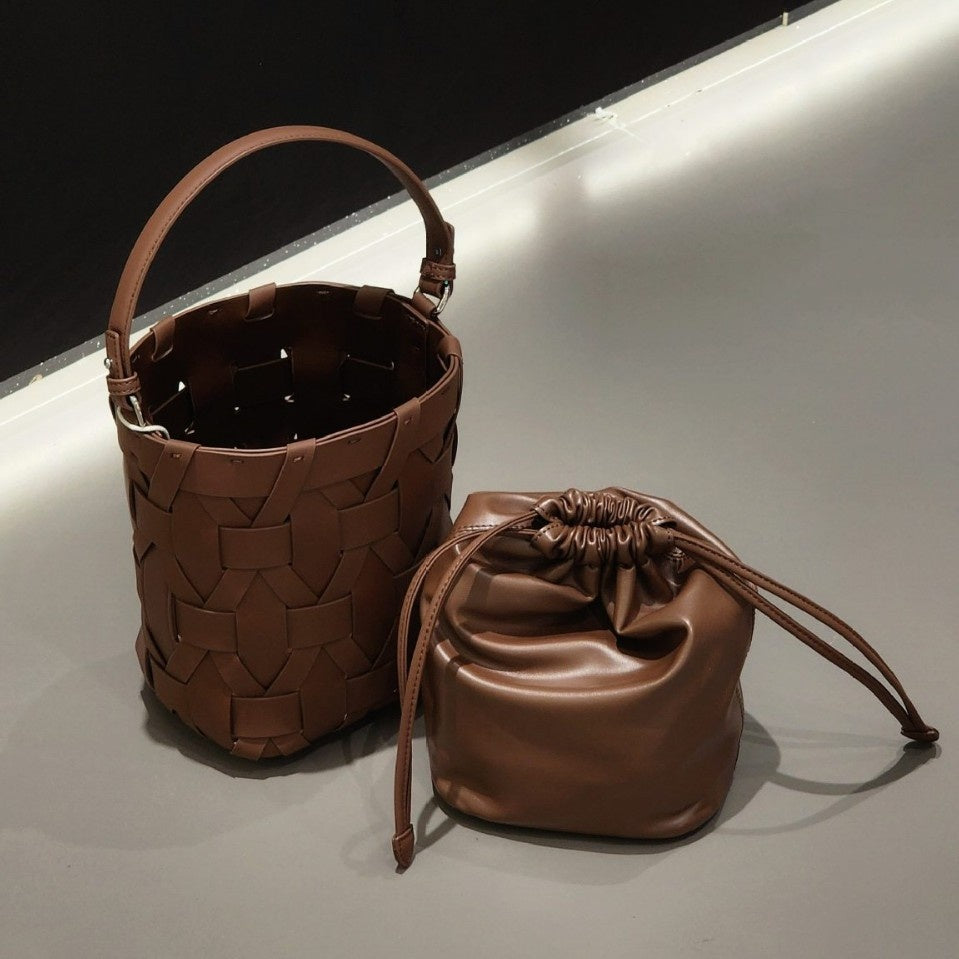 Un sac croisé polyvalent et occasionnel