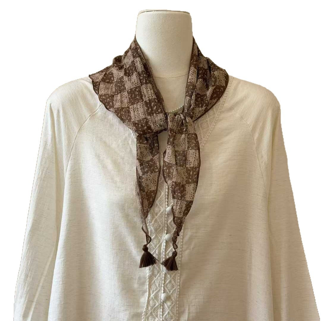 Écharpe de Triangle de Tassel en Plaid Floral léger
