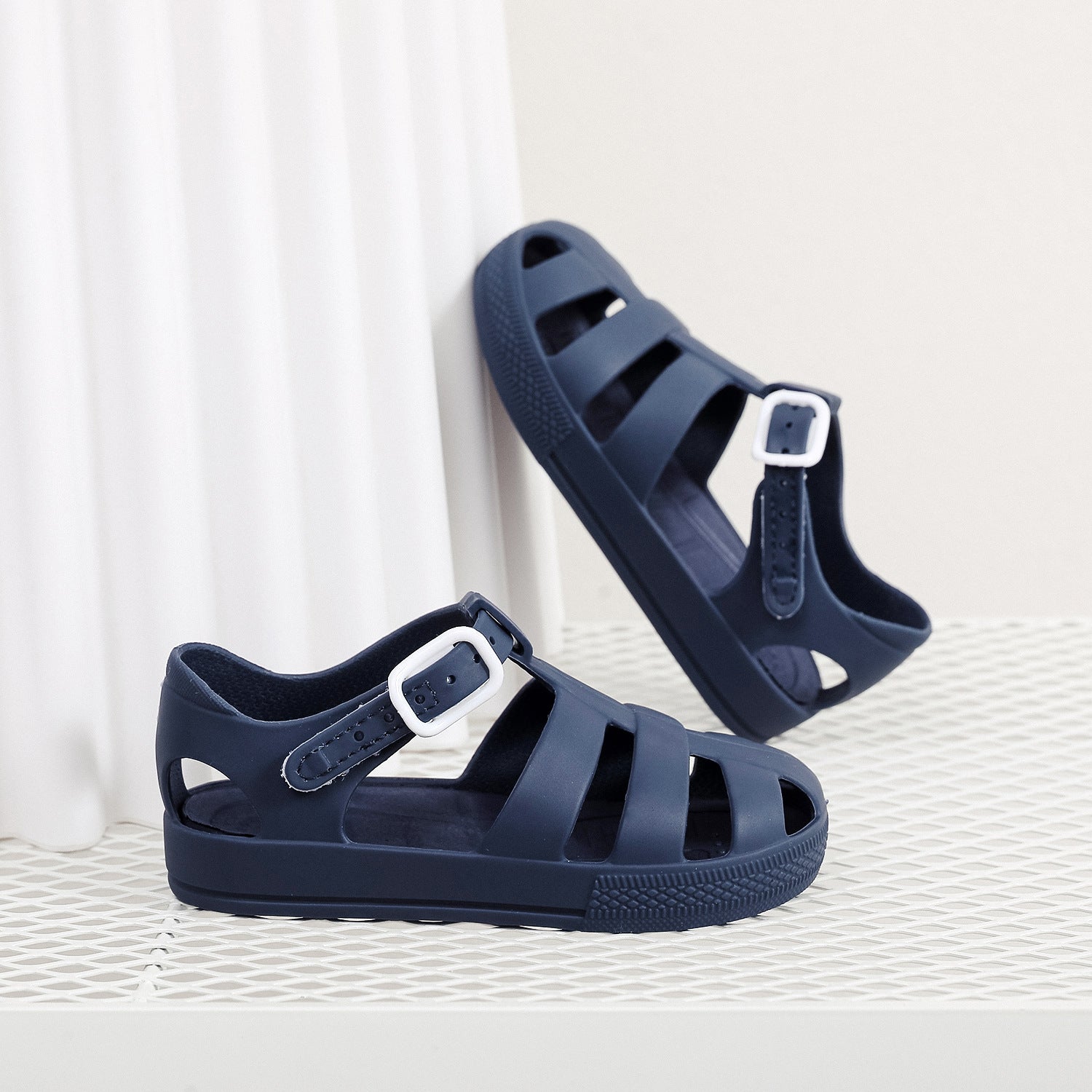 Chaussures de plage imperméables Velcro-Strap pour enfants