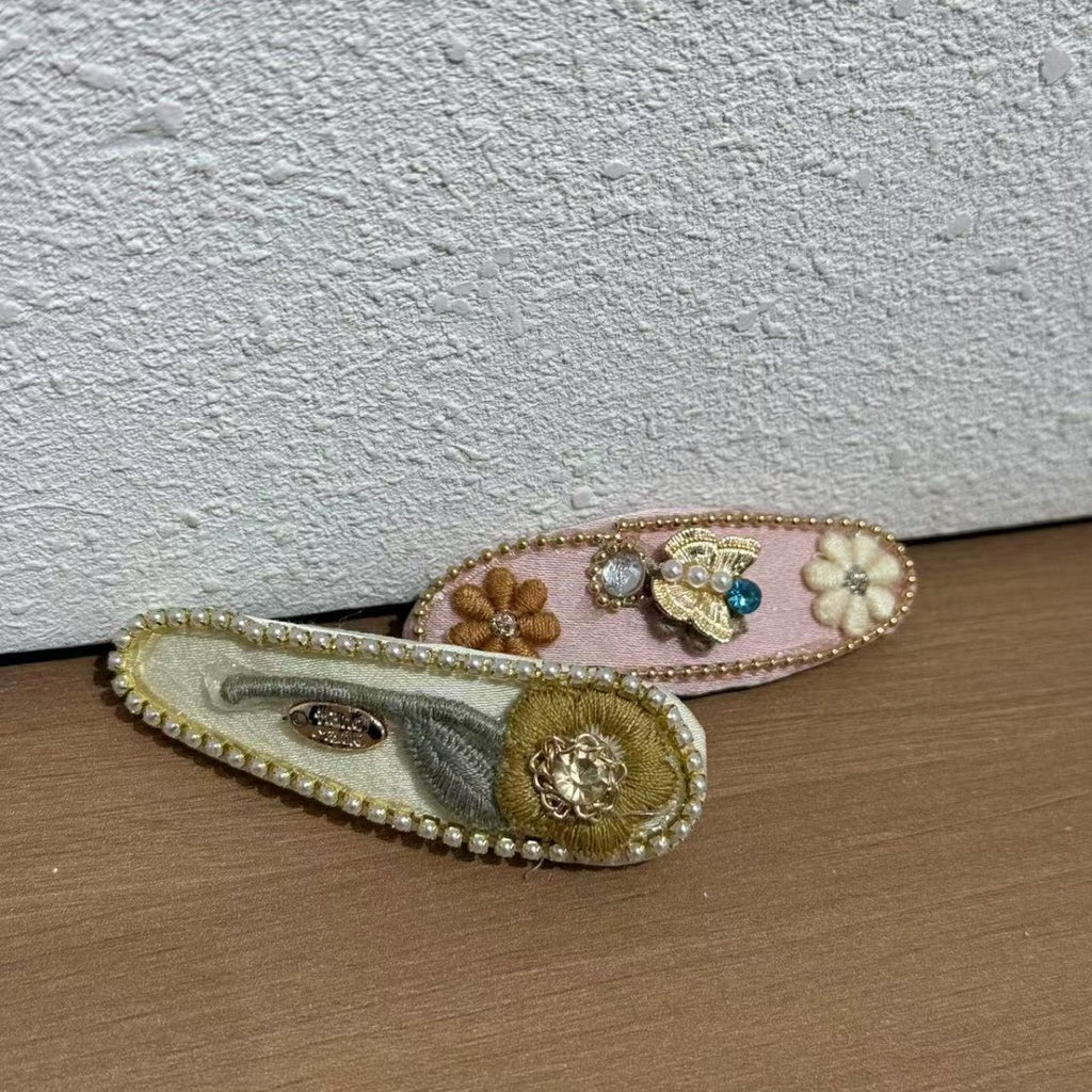 Bec de canard Élégant Bangs côte-partie Clip petite taille