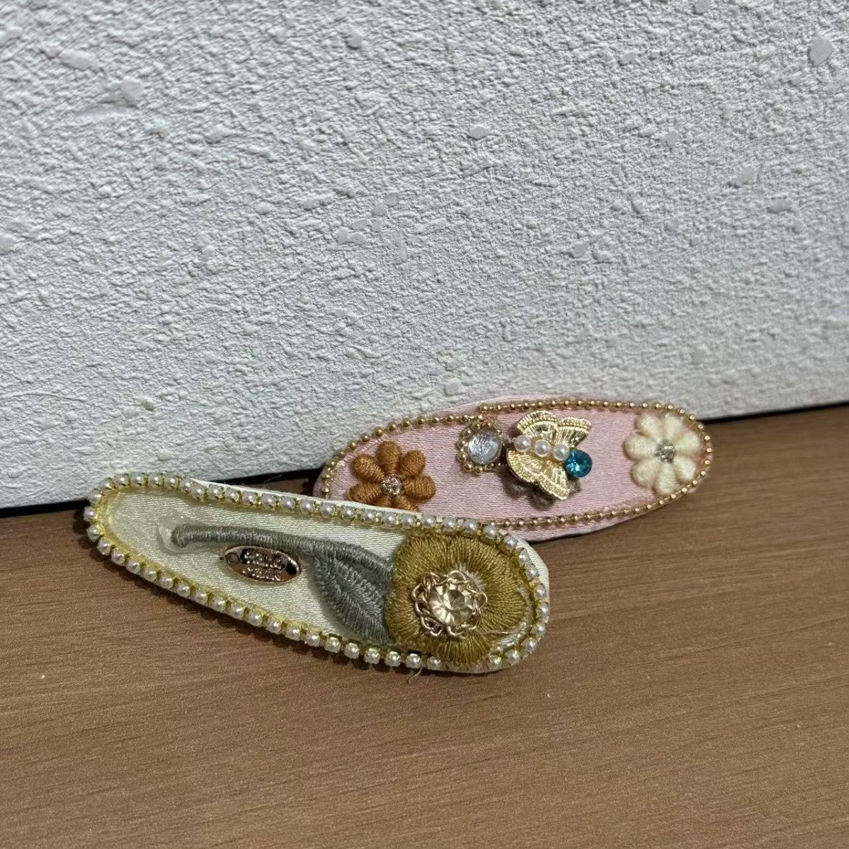 Bec de canard Élégant Bangs côte-partie Clip petite taille