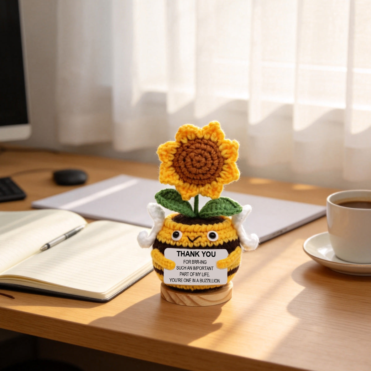 Crochet fait main Bee en forme de tournesol Pot ornement doux fil éternel Crochet Bloom Wit