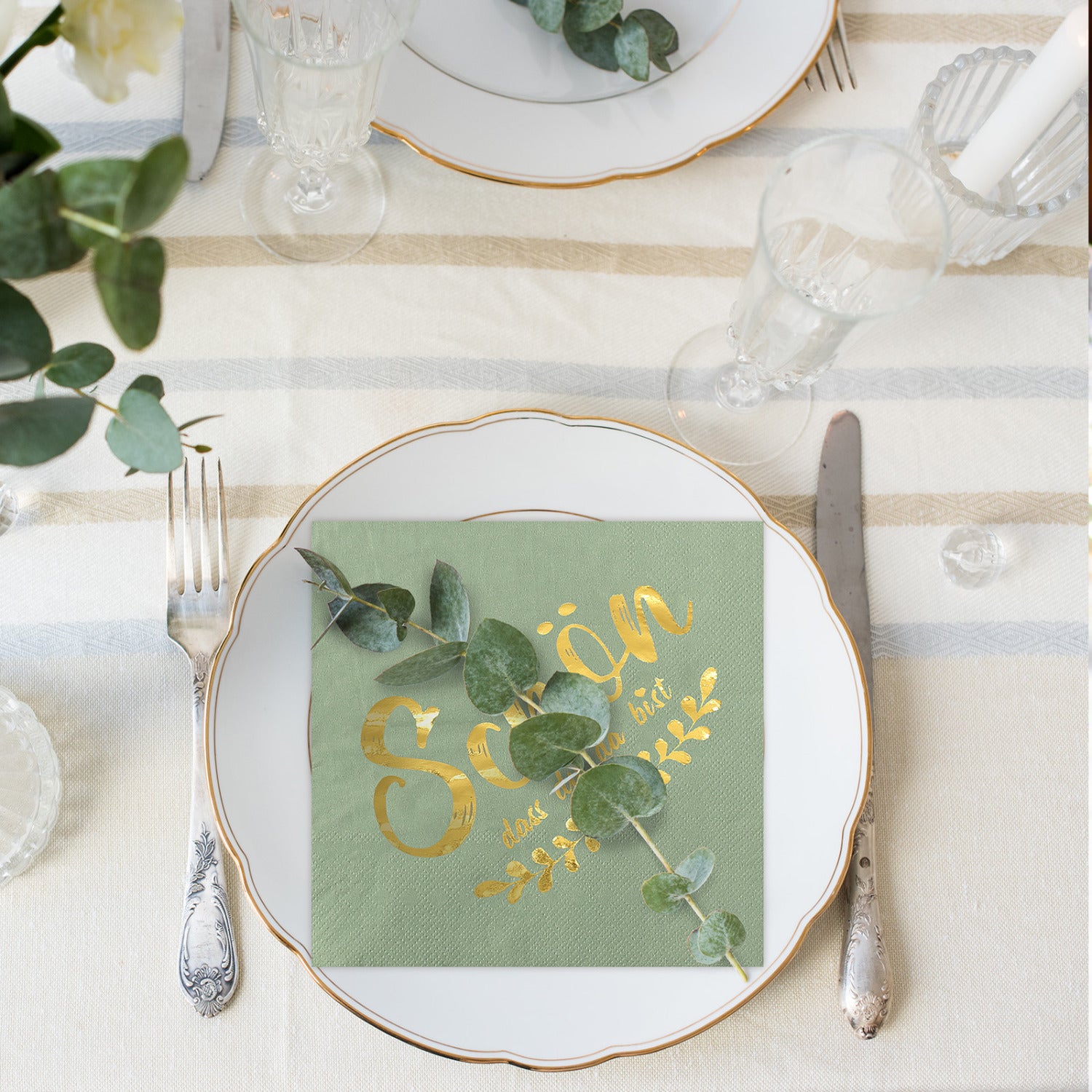 Ensemble de 40 belles serviettes