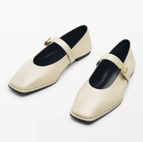 Chaussures en cuir véritable carré-orteil plat pour les femmes avec bouche peu profonde et une seule sangle