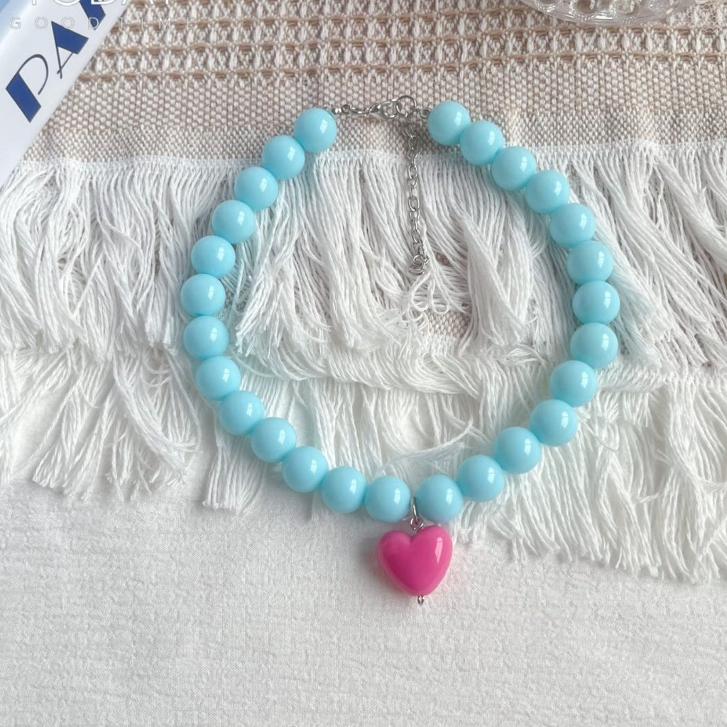 Collier avec un chat