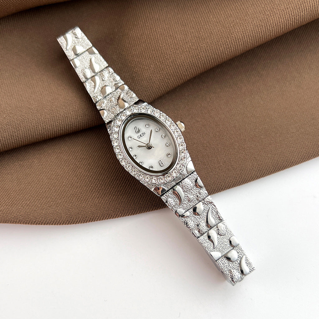 Rare et exquise montre cadran quartz