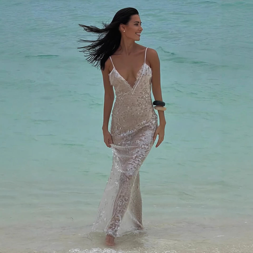 Robe longue en dentelle éparpillée à paillettes