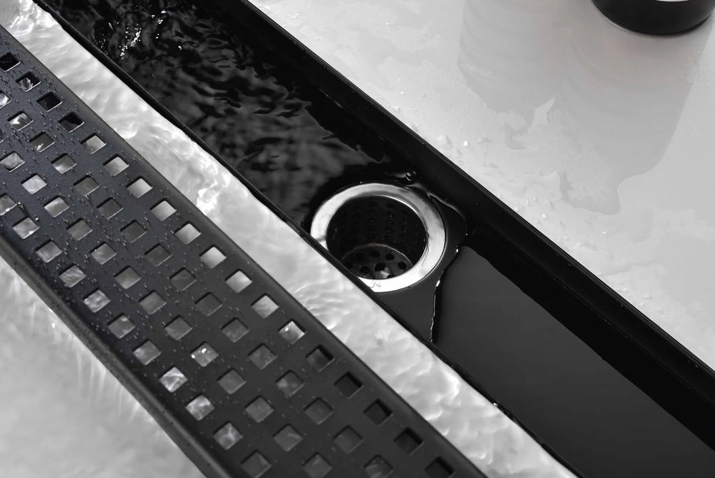 Drain de douche linéaire de 28 pouces avec grille rectangulaire amovible