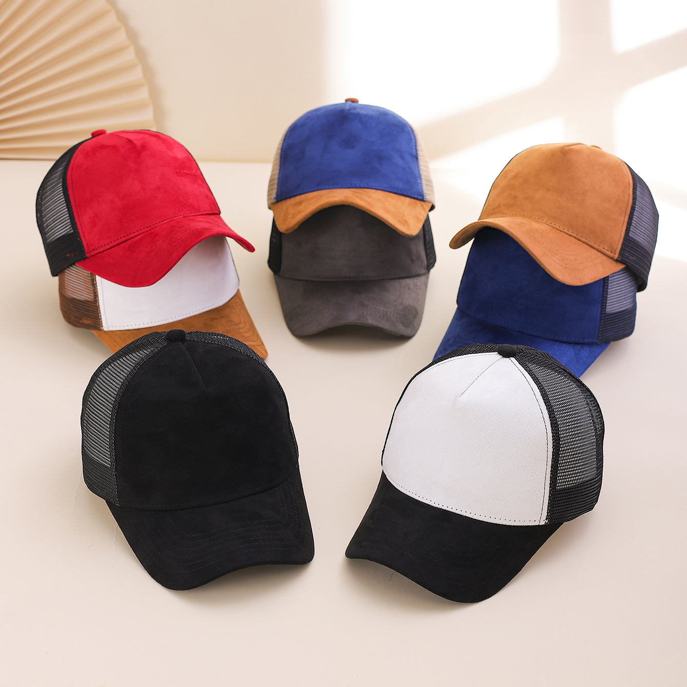 Simple et polyvalent Imitation Tissu Suede Casquette de baseball multicolore pour l'été extérieur