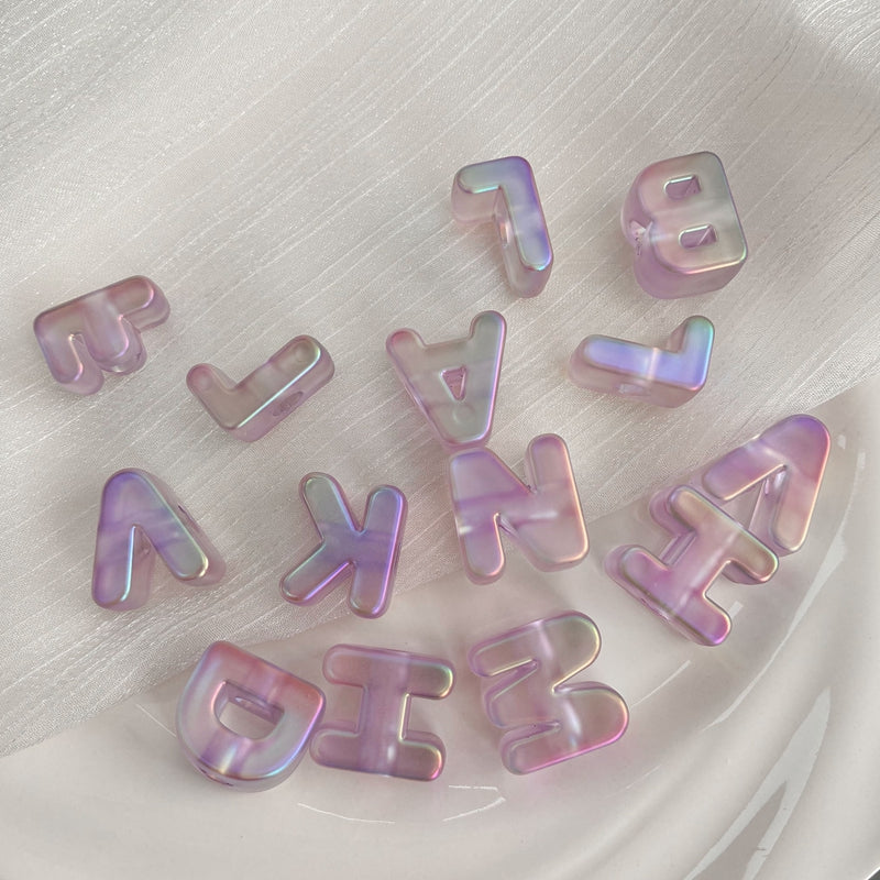 Perles lettre acrylique Matte irisés