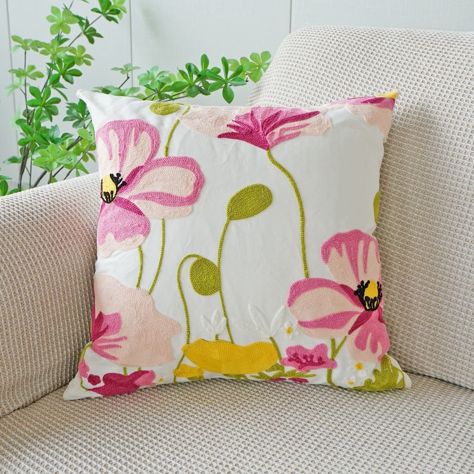 Coussin floral brodé de style pastoral pour canapé salon